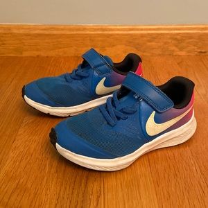 Nike little boys shoe